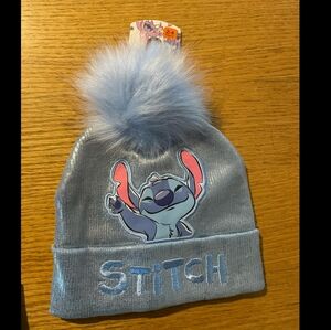 Disney primark stitch tuque w pompom